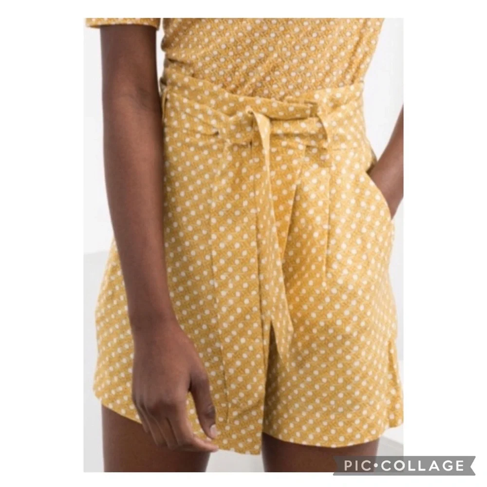 & other stories Linen High Waist Shorts in Yellow Graphic Print NWT Size 2